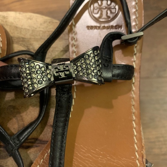 Shoes - Tory Burch Bryan  Pave Bow Flat Thong Sandal Size 7M